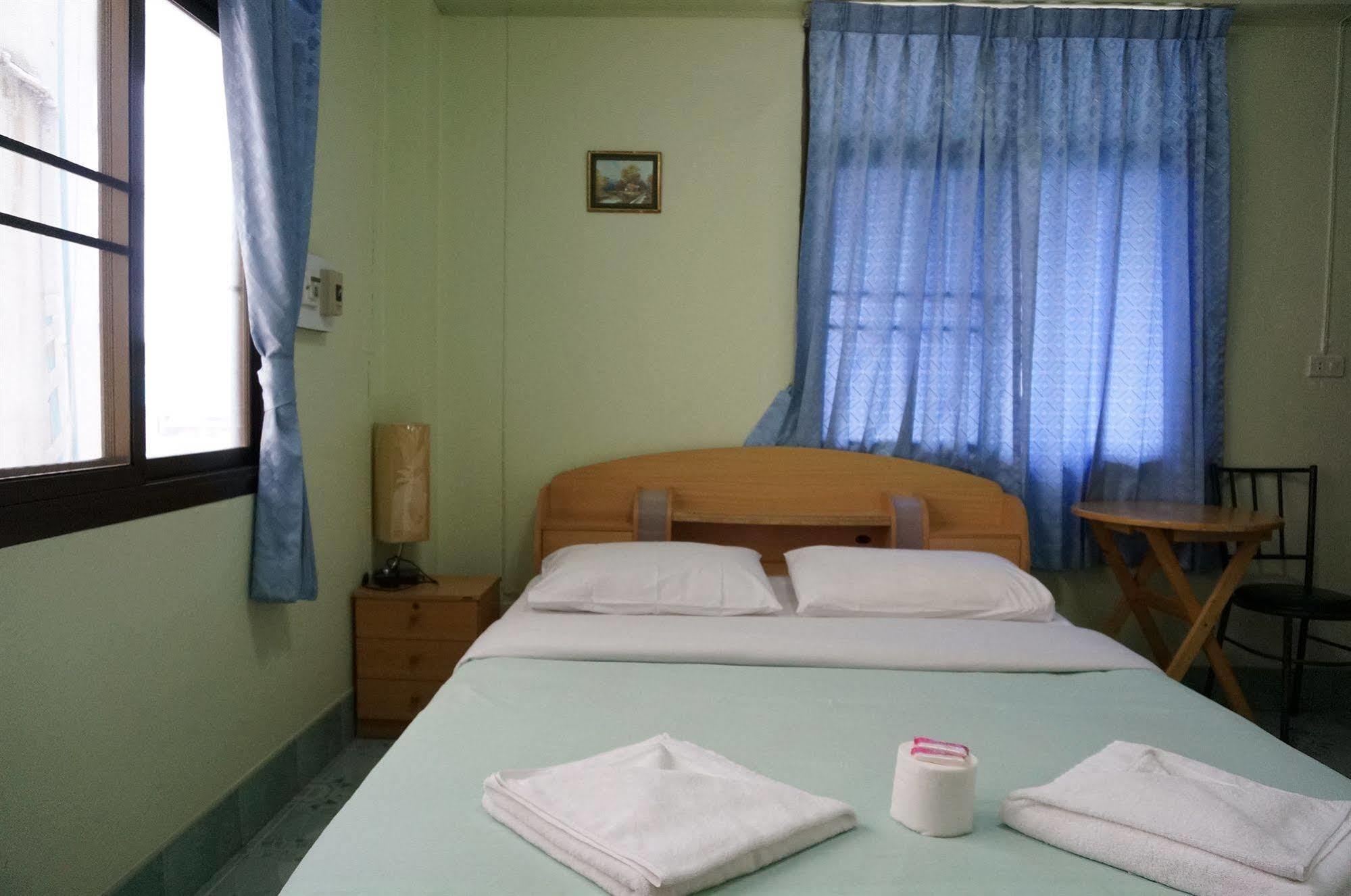 Celtic Inn Guest House หัวหิน ภายนอก รูปภาพ